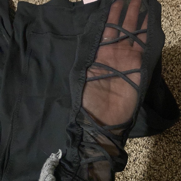 Size 4 long Victoria Secret leggings - Picture 5 of 5